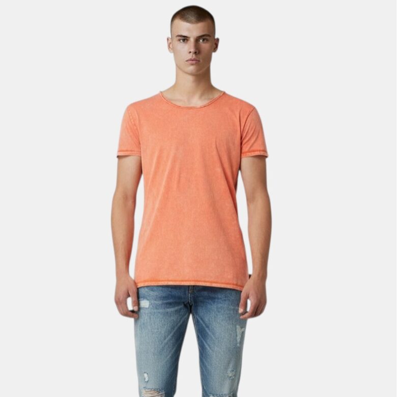 Футболка Tigha, размеры S и M