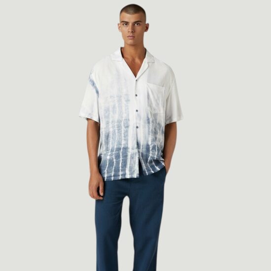 Review tie-dyed shirt, size L