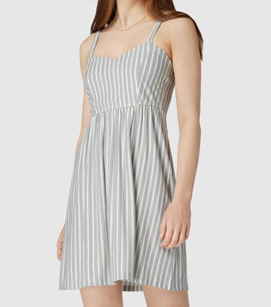 Only strīpaina kleita, XL izmērs