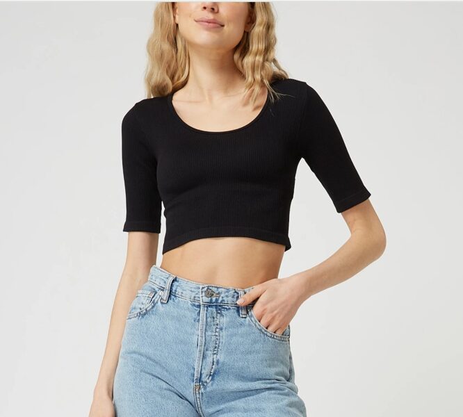 Only топ с рукавами полудлины, размер L